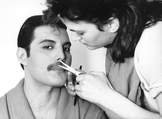 Foto de Freddie Mercury nos primeiros anos de carreira